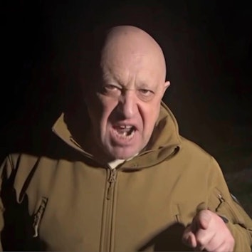 Jewgeni Prigoschin, Chef der Söldnergruppe Wagner, droht immer wieder mit dem Abzug seiner Truppen aus Bachmut. (Archivbild)