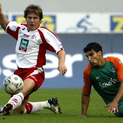 2003 gegen Werder Bremen: Der Kölner Andrej Voronin trägt ein Saller-Trikot mit Sponsor Funny-Frisch.