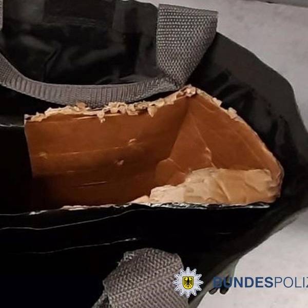 Konstruktion der Tasche für den Parfümdiebstahl