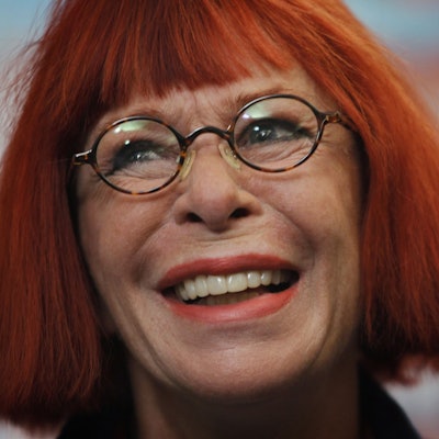 Argentinien, Buenos Aires: Die brasilianische Rocksängerin Rita Lee lächelt auf einer Pressekonferenz. Lee starb 2023 im Alter von 75 Jahren in ihrem Zuhause in São Paulo.