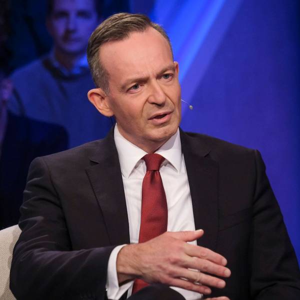 Bundesverkehrsminister Volker Wissing (FDP) in der ARD-Talkshow „Maischberger“ im Gespräch mit Sandra Maischberger.