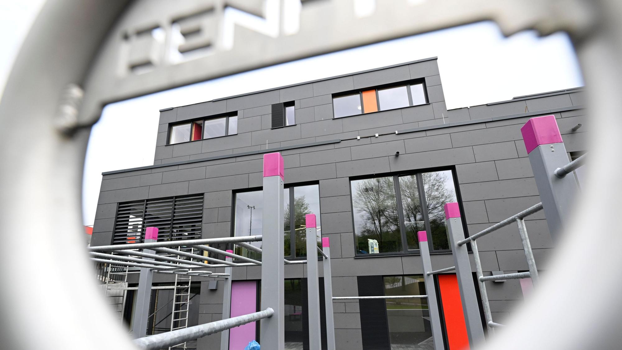 Der neugestaltete Schulhof.
