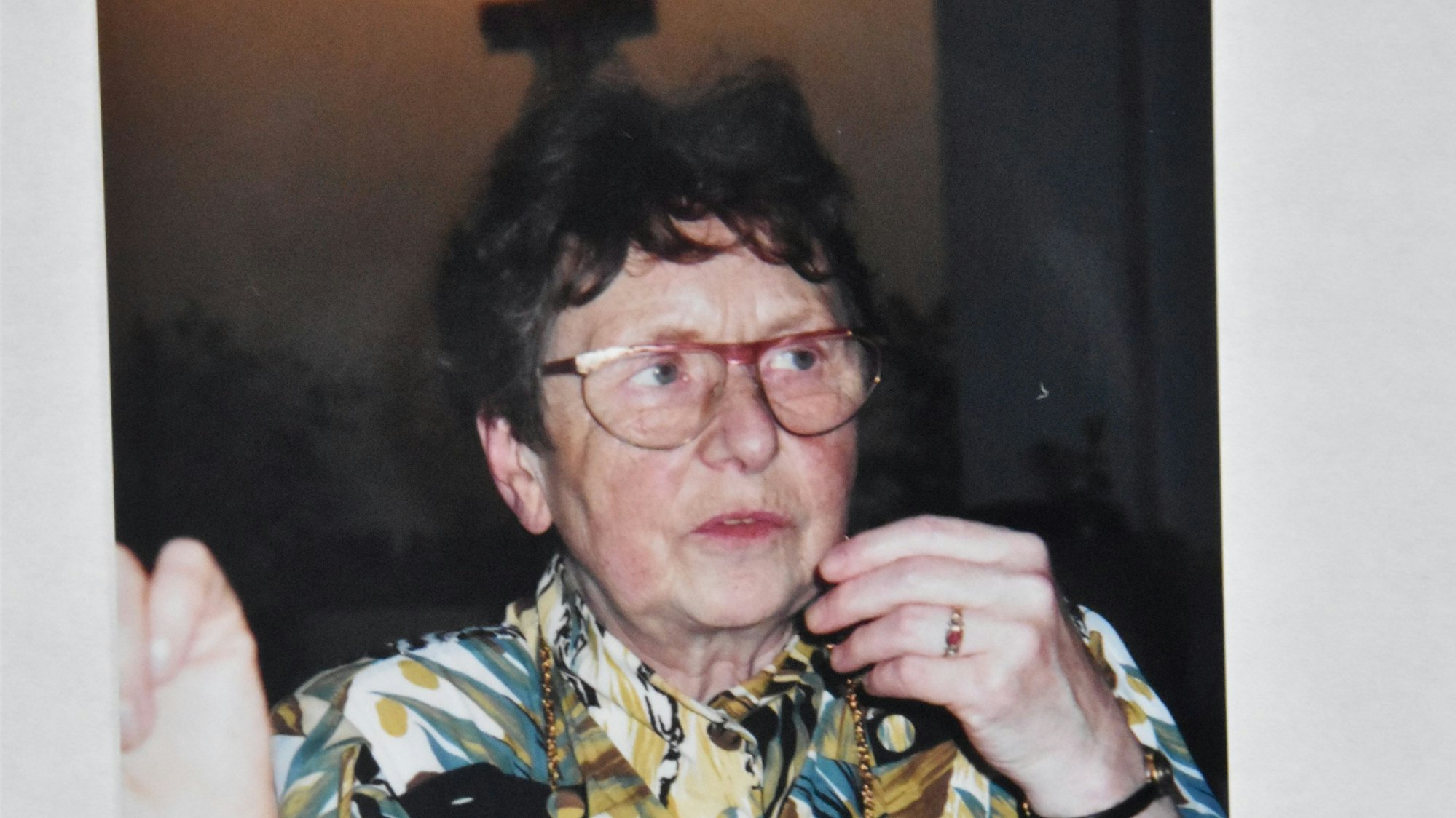 Lore, Mutter von Lena Sabine Berg