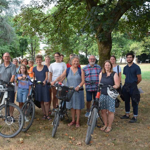 Die Siegerehrung des Stadtradelns im Jahr 2022 im Leichlingen Stadtpark.