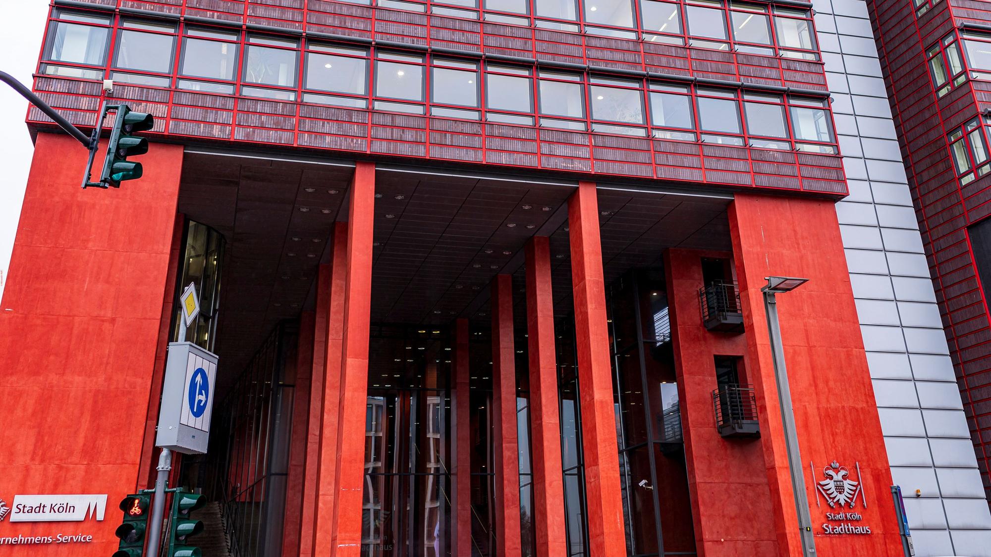 Außenansicht des Stadthaus der Stadt Köln in Deutz