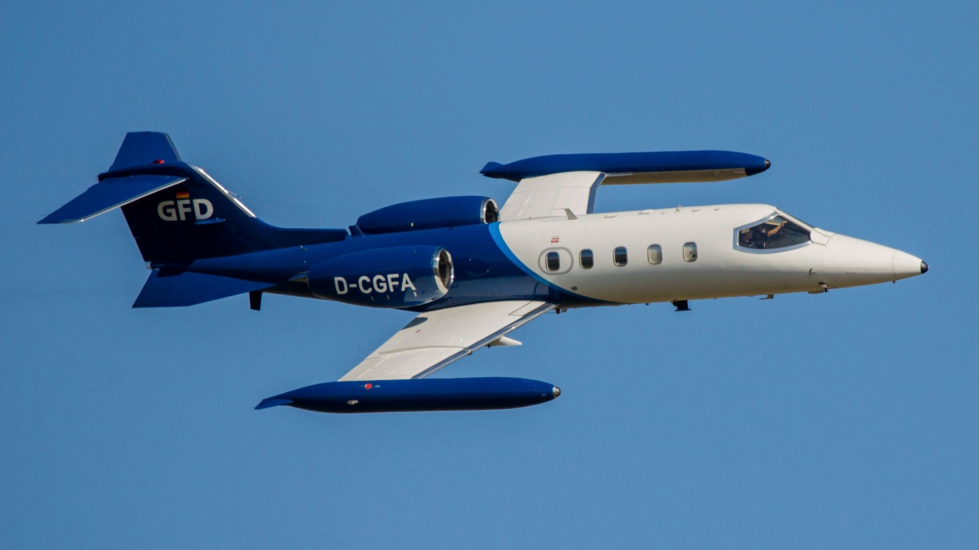 Ein Learjet der Gesellschaft für Flugzieldarstellung (GFD). Am Montagmittag ist ein ähnlicher Jet beim Fliegerhorst Hohn in Schleswig-Holstein abgestürzt, beide Piloten sind gestorben. (Symbolbild)