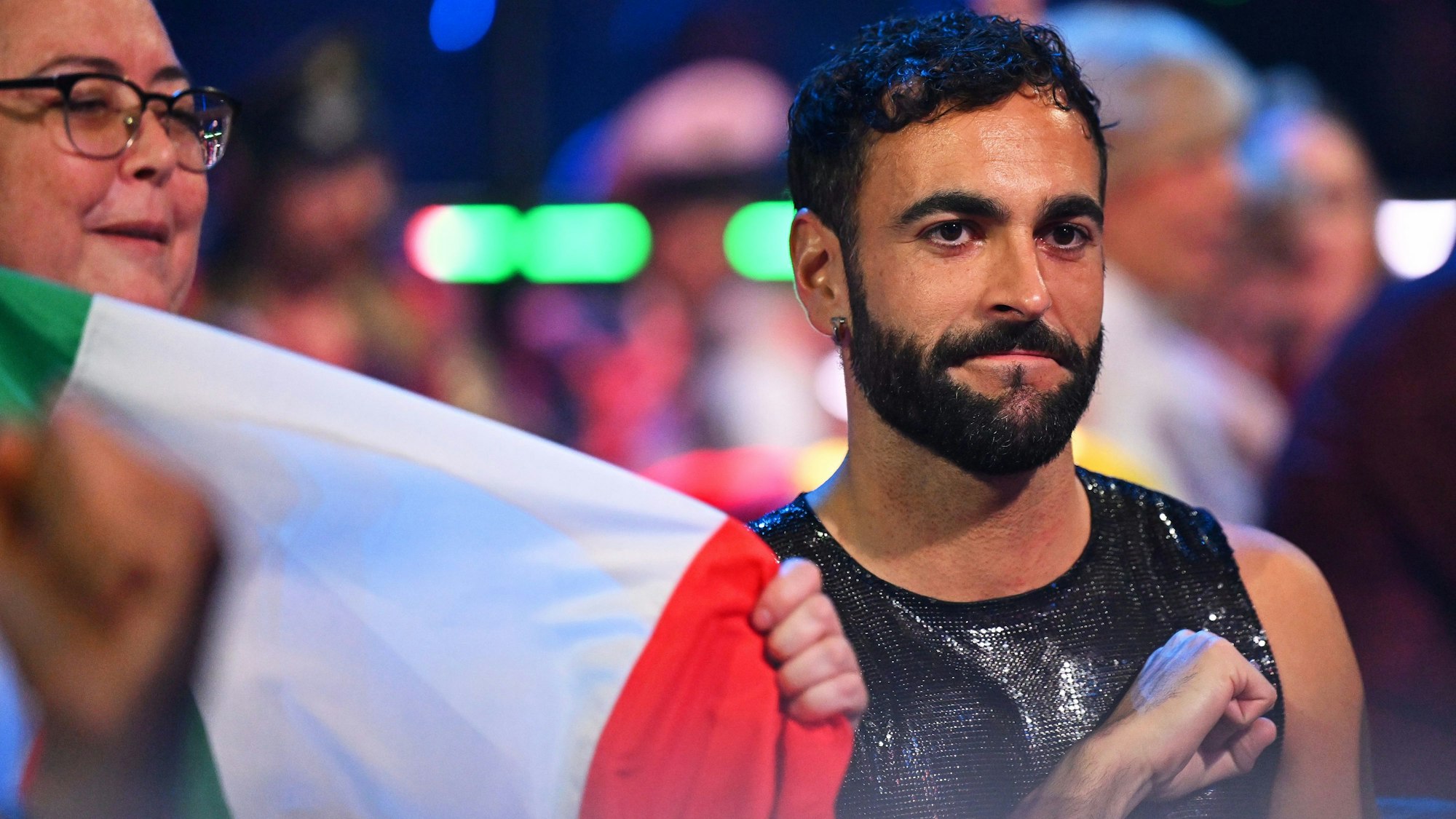 Marco Mengoni aus Italien reagiert während der Abstimmung beim Finale des 67. Eurovision Song Contest (ESC) in der M&S Bank Arena.