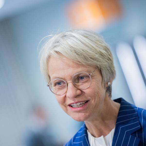 Dorothee Feller (CDU), Schulministerin von Nordrhein-Westfalen