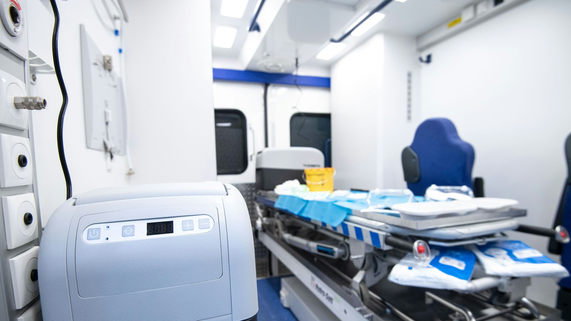 Eine Szene aus einem Rettungswagen in Frankreich begeistert Millionen Nutzerinnen und Nutzer auf Tiktok. (Symbolbild)