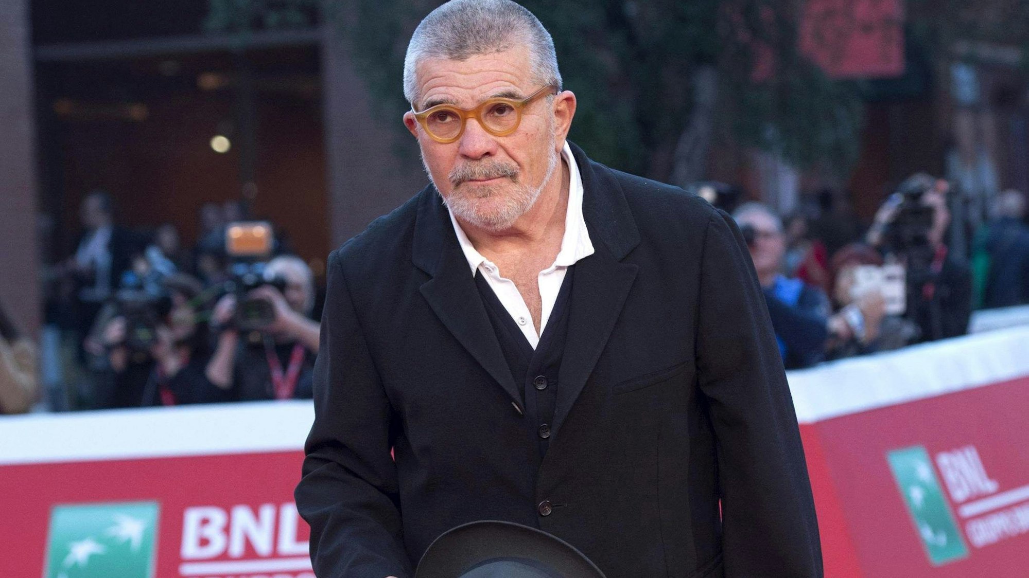 Der US-amerikanische Filmemacher David Mamet auf dem roten Teppich.
