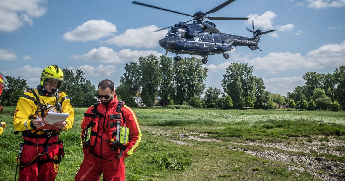Fabelhafte Hubschrauber Uber Leverkusen Heute Bilder