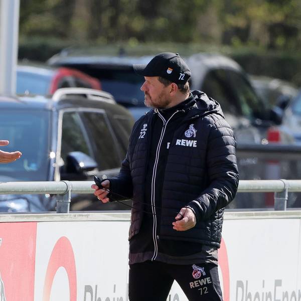 Christian Keller und Trainer Steffen Baumgart kommen derzeit mit der Kaderplanung für die neue Saison nicht voran.