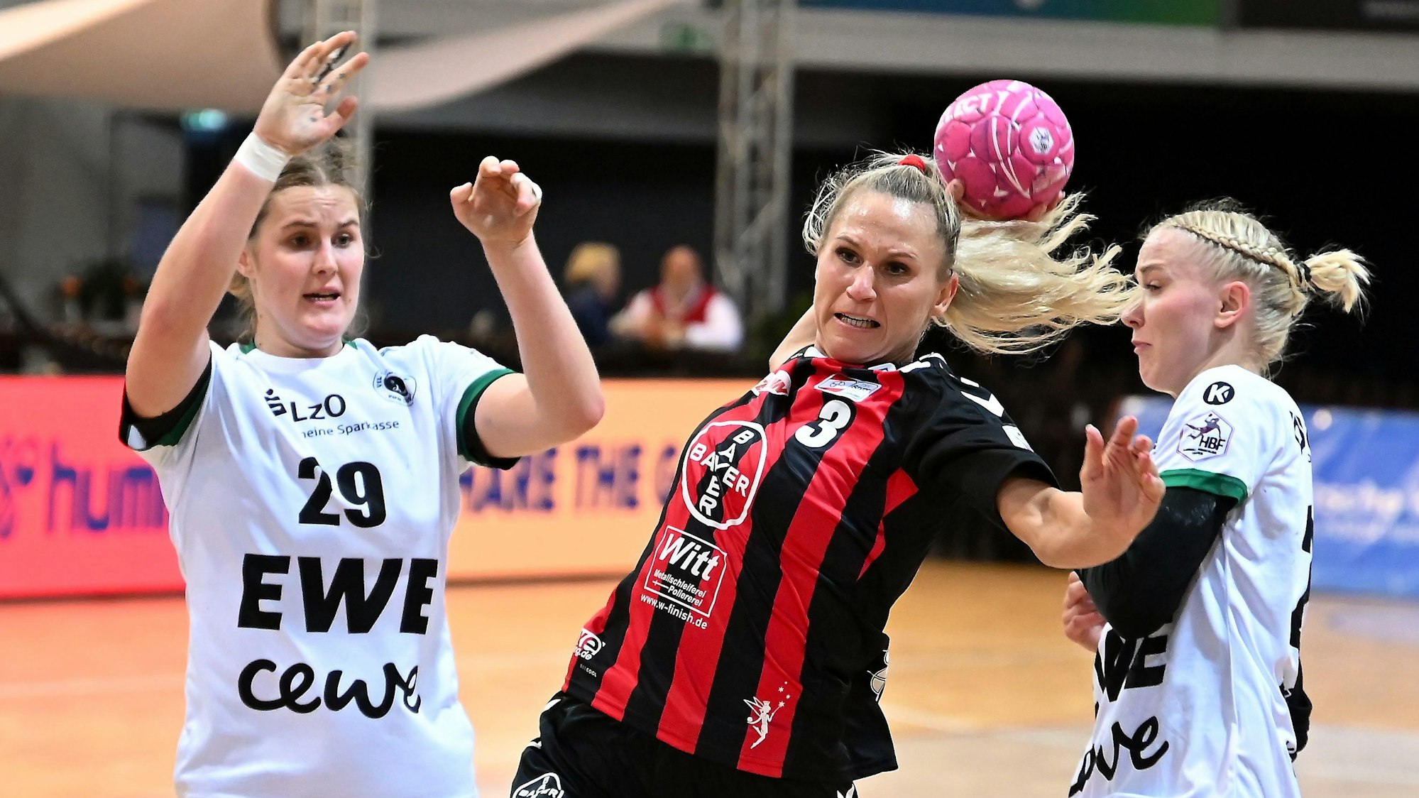 18.09.2022, Handball-Bayer Leverkusen-VFL Oldenburg
mitte: Zivile Jurgutyte (Bayer)
Foto: Uli Herhaus