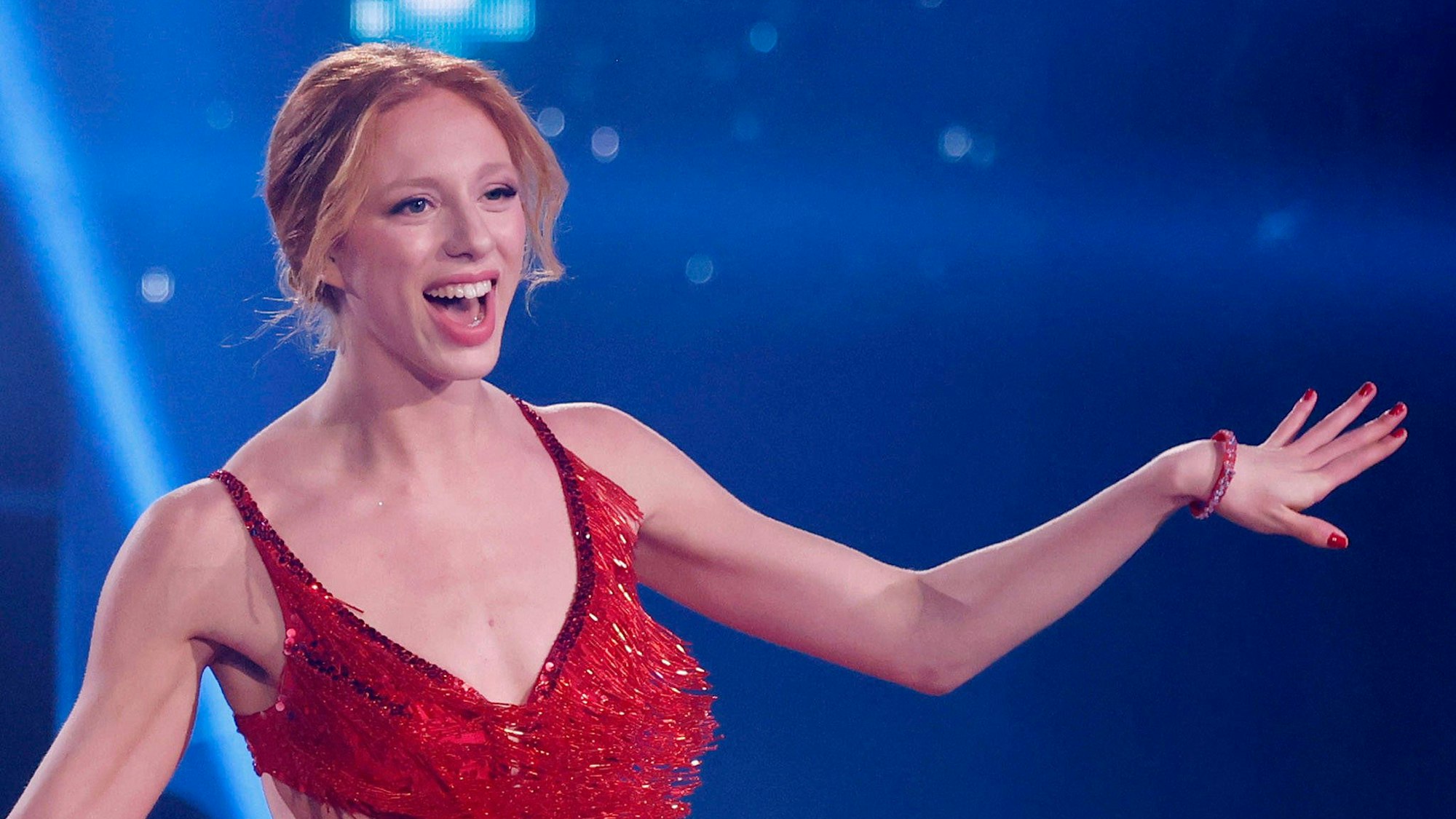 Model Anna Ermakova und Tänzer Valentin Lusin bei der 16. Staffel der RTL-Tanzshow Let s Dance im MMC Coloneum.