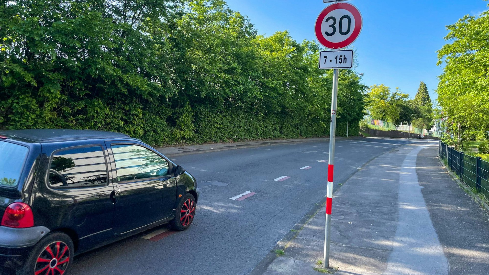 Eine Tempo-30-Straße in Opladen.
