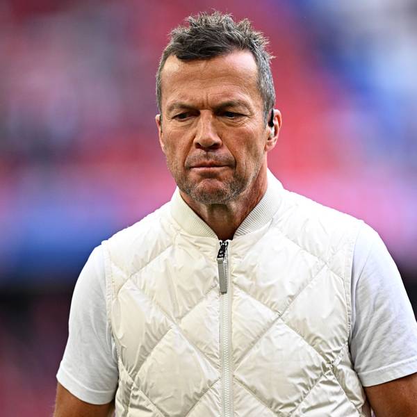 Lothar Matthäus, Ex-Fußballprofi und TV-Experte in der Allianz Arena beim Spiel Bayern München gegen RB Leipzig