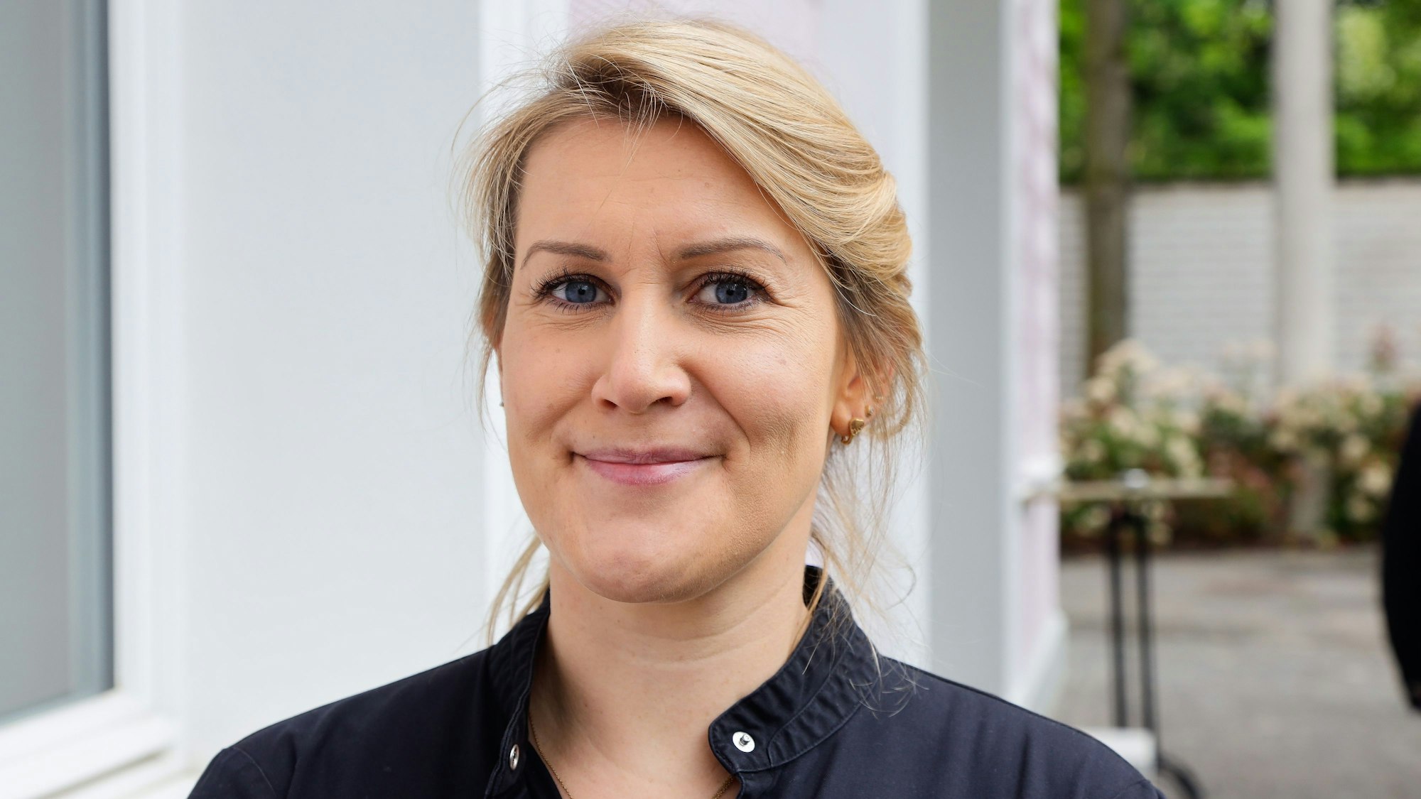 Julia Komp, hier bei den Fine Food Days Cologne 2023, hat zwei Restaurants, eins davon ist eine Mezze Bar.
