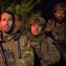 Screenshot eines Videos der "Legion Liberty"