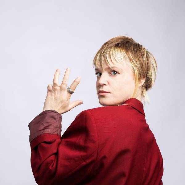 Wallis Bird.