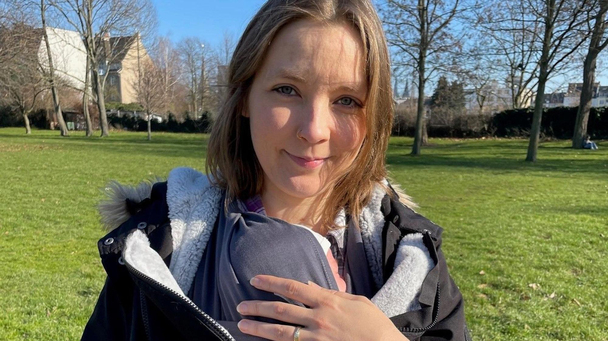 Die Mutter Melissa Schuster mit ihrem Baby.