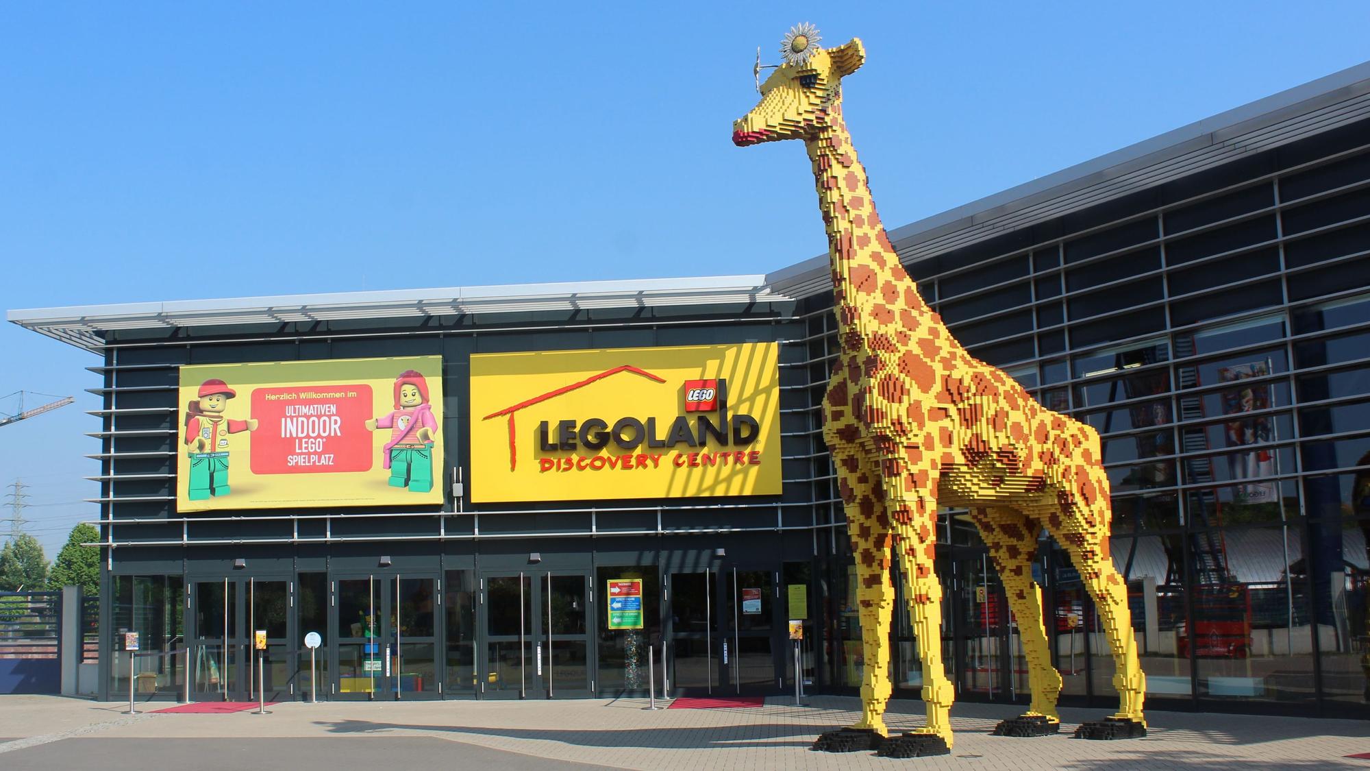 Große Giraffe aus Lego.