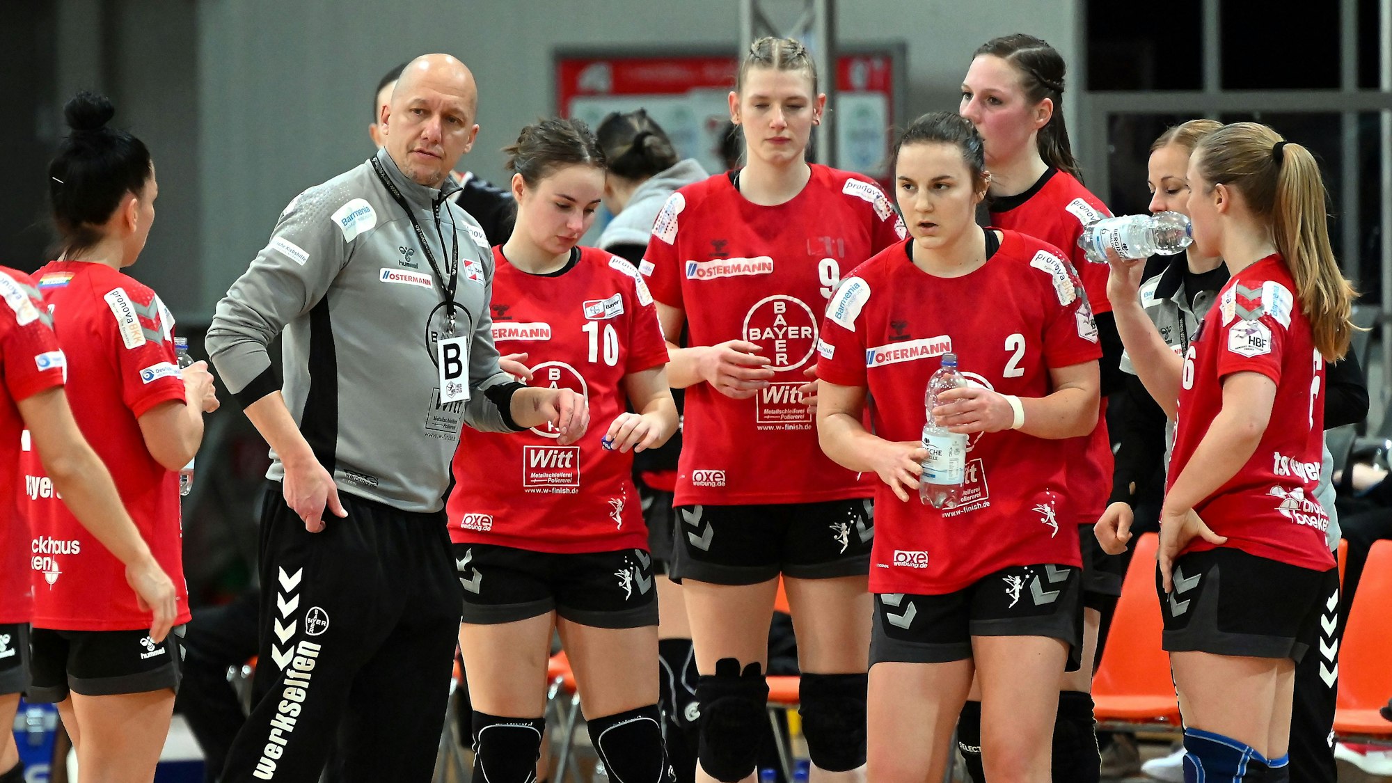 Handball
Frauen
TSV Bayer 04 Leverkusen - Blomberg Lippe
TR: Johan Petersson (Bayer)
Foto: Uli Herhaus