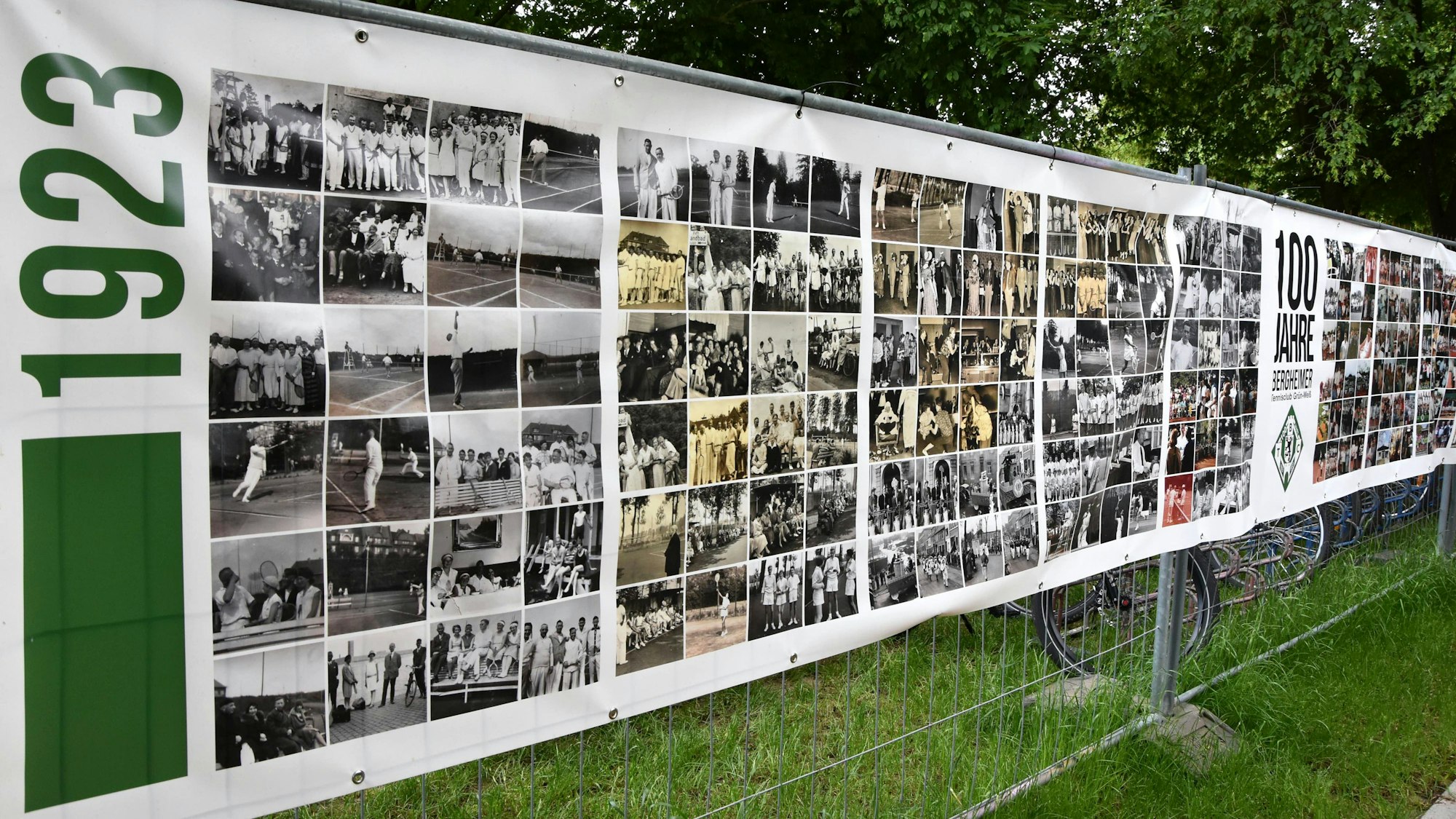 Stellwand mit Vereinsgeschichte