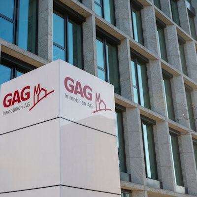 Die Fassade der Hauptverwaltung der GAG in Kalk