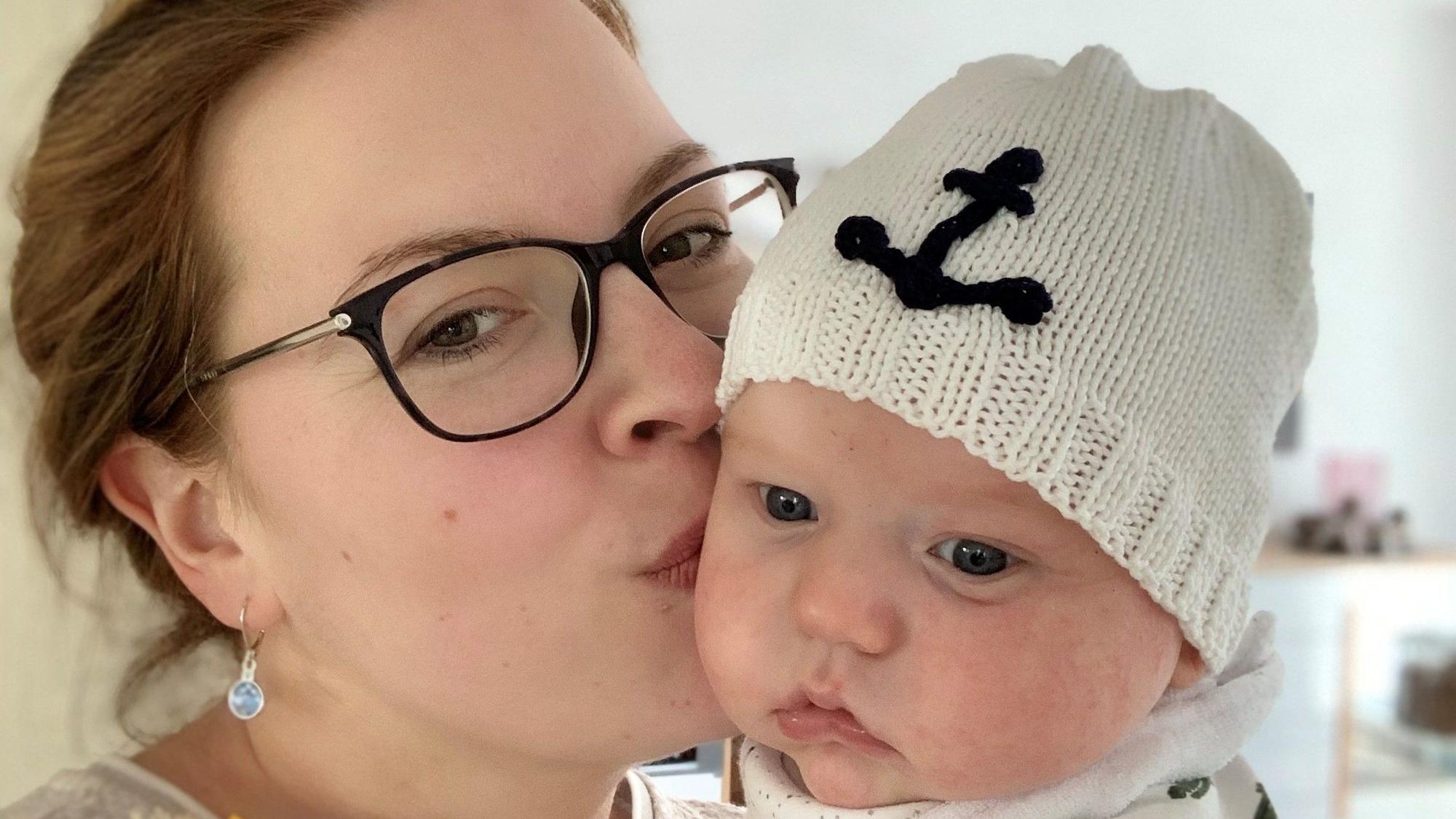 Kristina Marzi mit ihrem Baby