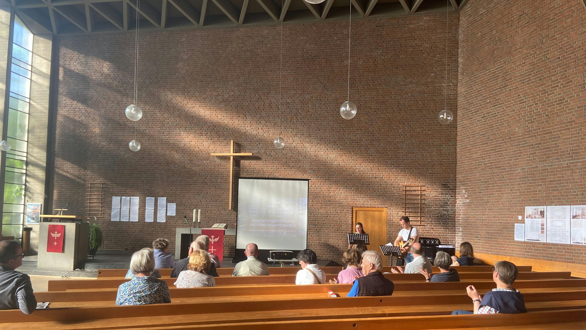 In der evangelischen Kirche in Quettingen wurden die Pläne für die Bielertkirche vorgestellt.