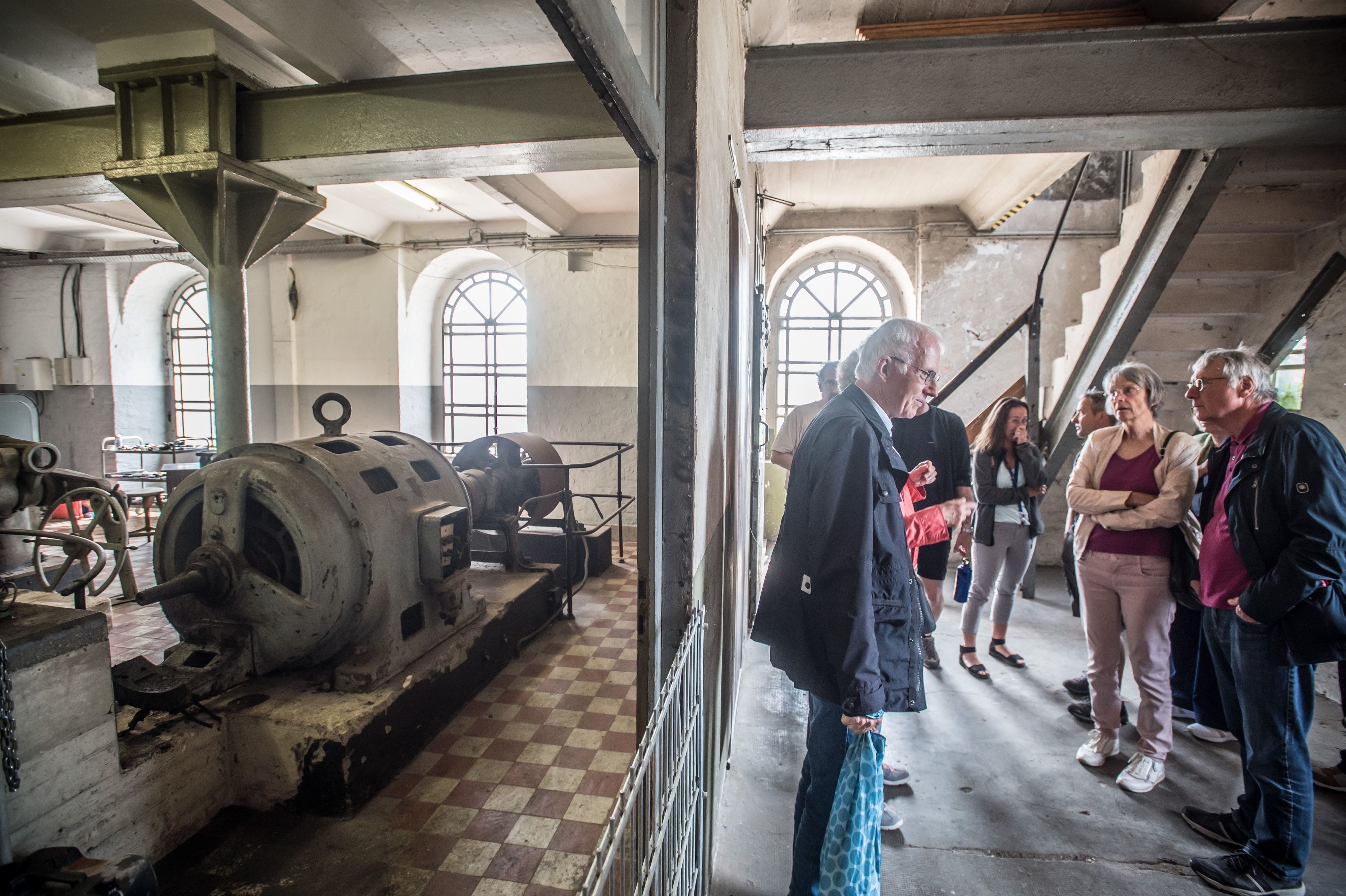 Reuschenberger Mühle, links ein alter Generator