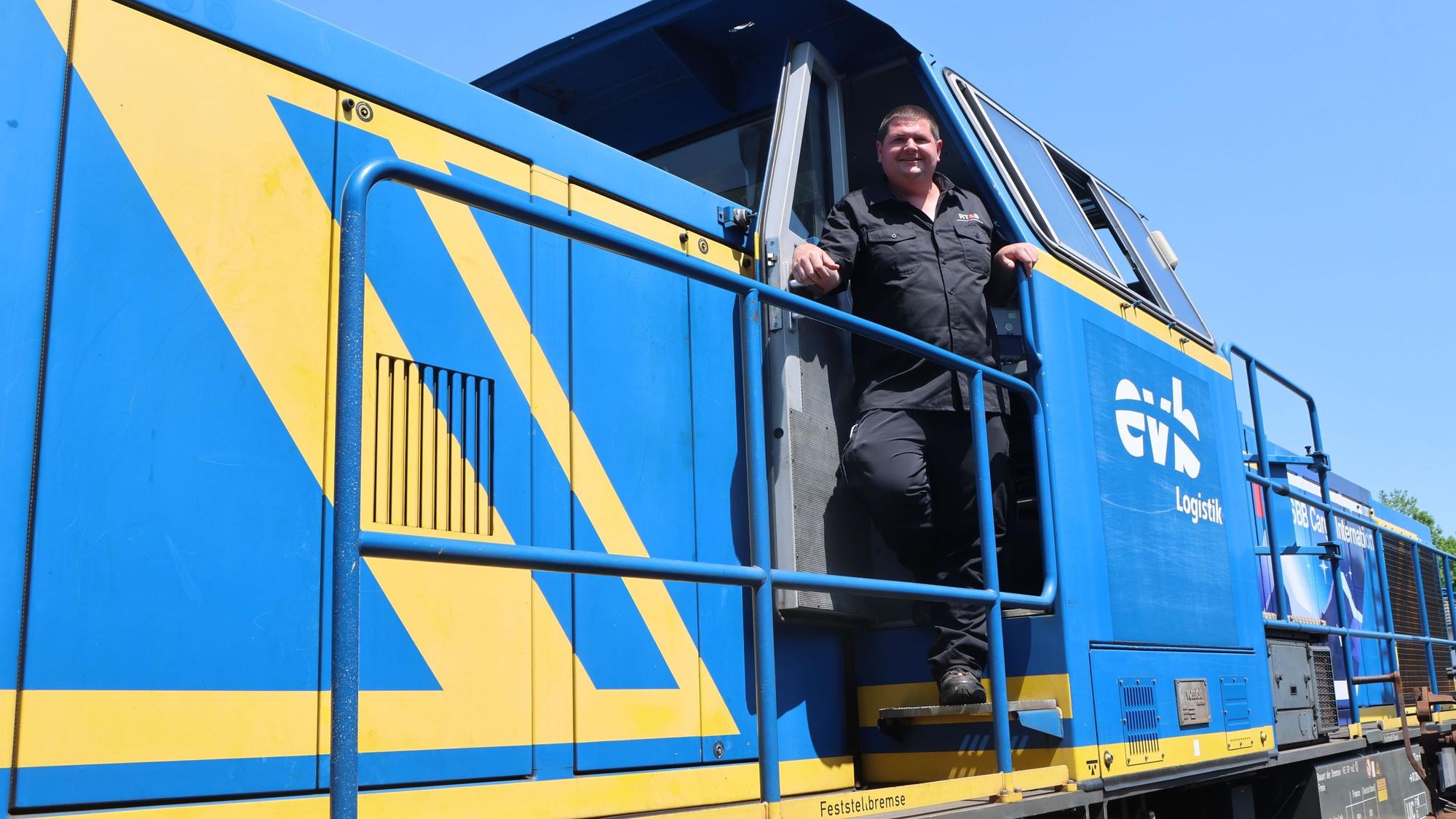 Beim Fest im Bahnbetriebswerk stellte Thomas Sauren eine Rangierlok vor.
