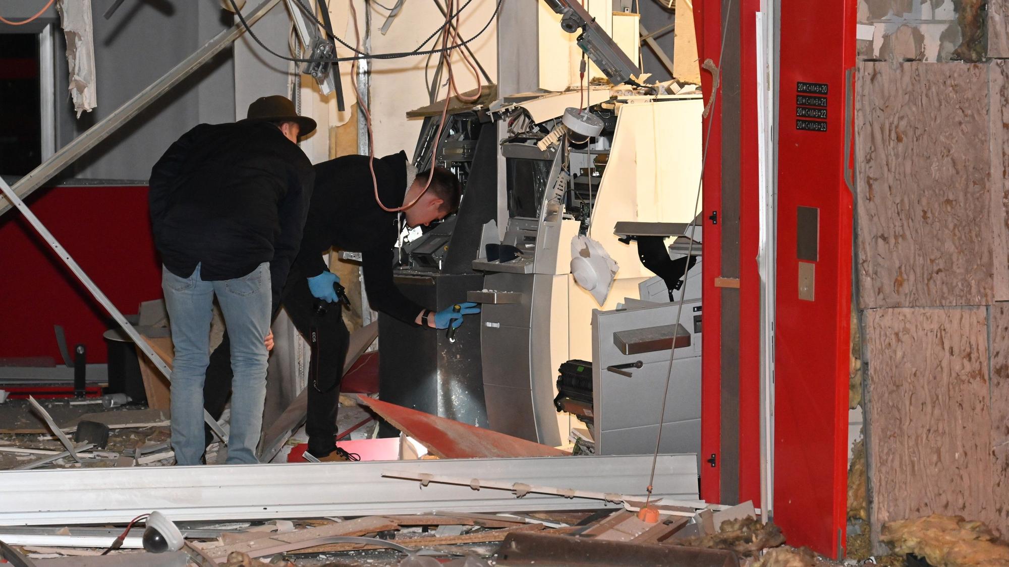 Am Marktplatz in Kerpen-Türnich wurde am 24. Mai ein Bankautomat gesprengt.