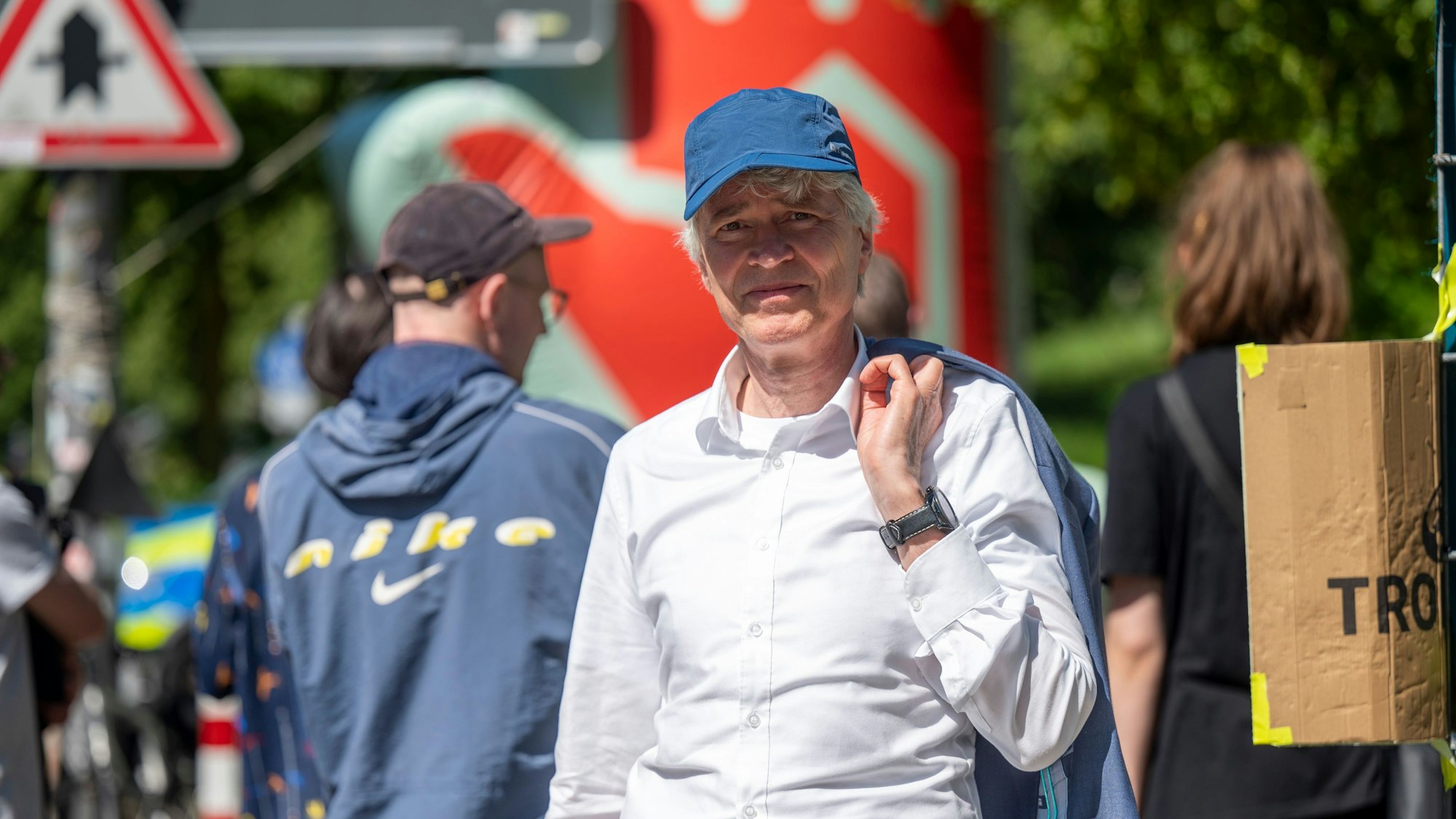 Unter Druck: Harald Rau bei einer Demo für den Erhalt des OMZ, dessen Ende er vorzeitig eingeleitet hatte