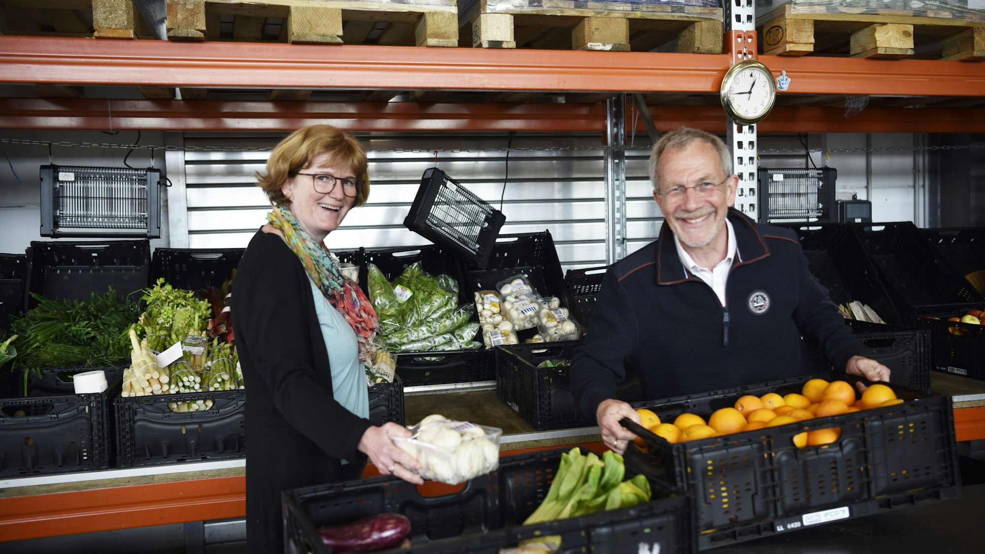 Heike Neumann und Peter Eppelt von der Zülpicher Tafel.