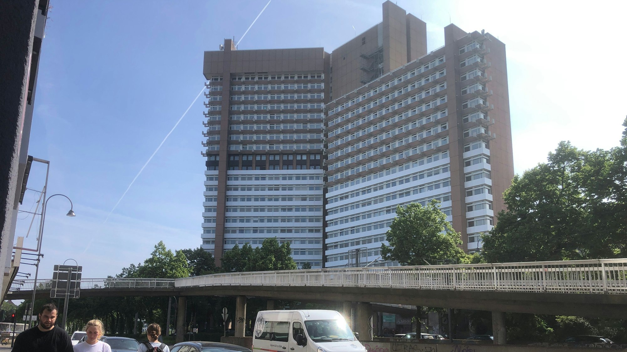 Landgericht an der Luxemburger Straße. Foto: Ralf Krieger