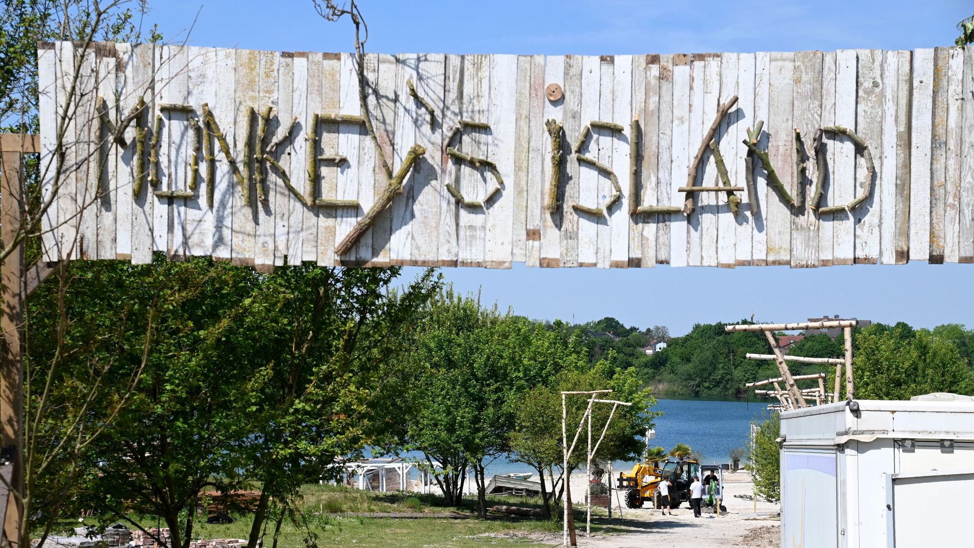 Beach Club Monkey´s Island am Escher See.
