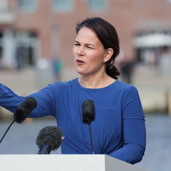 Annalena Baerbock (Bündnis 90/Die Grünen), Bundesaußenministerin, begrüßt ihre Amtskollegen zum Treffen des Ostseerat.