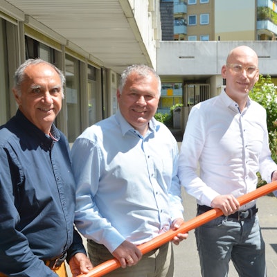 Reiner Pliefke, Breitbandbeauftragter der Stadt Leichlingen; Bürgermeister Frank Steffes; Patrick Nettels, MUENET GmbH, Sebastian Scholze, Fördermanager Stadt Leichlingen