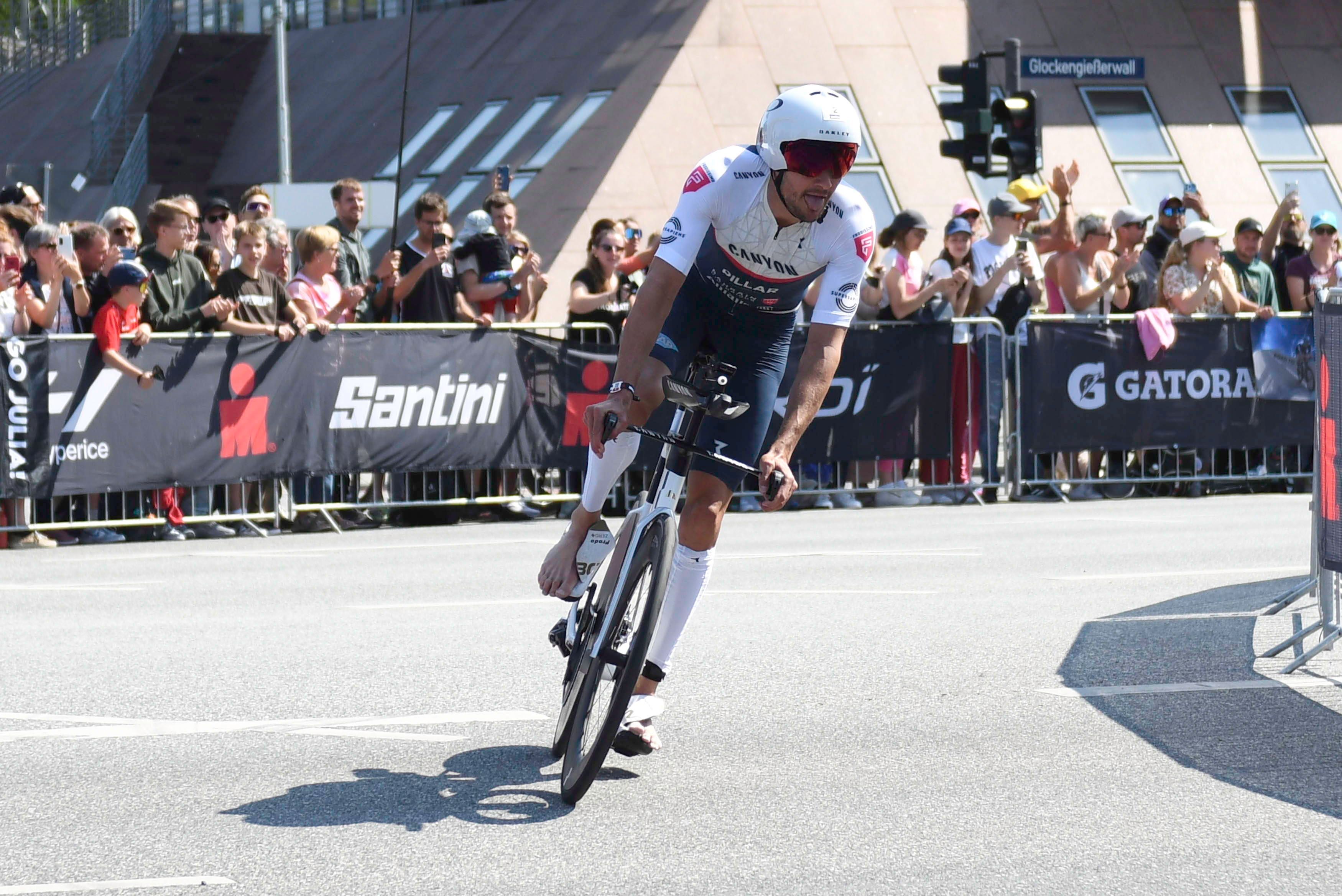 Der vierte Platz Jan Frodeno in dessen letzten Profi-Rennen in Deutschland interessiert nur noch am Rande.