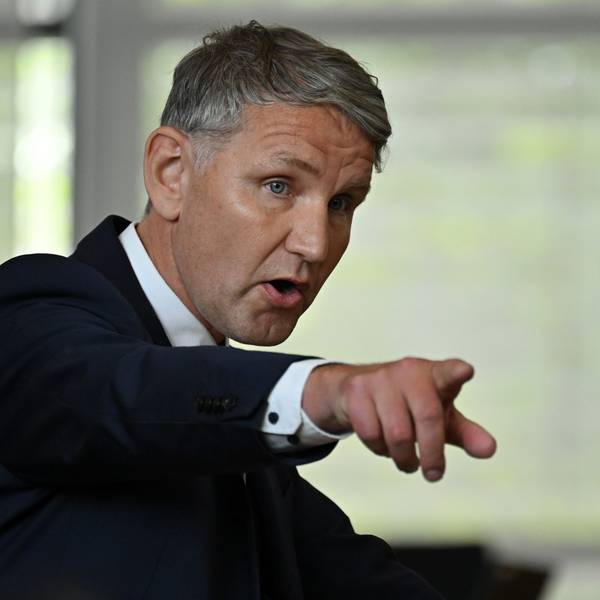 Die Staatsanwaltschaft Halle hat Anklage gegen den Thüringer AfD-Fraktionschef Björn Höcke wegen der Verwendung von NS-Vokabular erhoben.