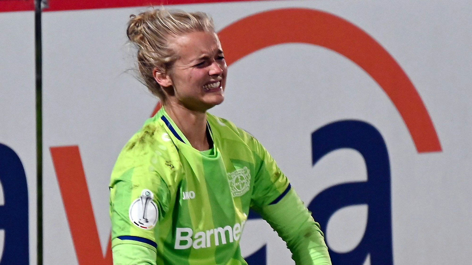 18.04.2022, Fussball-Bayer-Potsdam
Tränen bei Anna Klink (Bayer)
Foto: Uli Herhaus