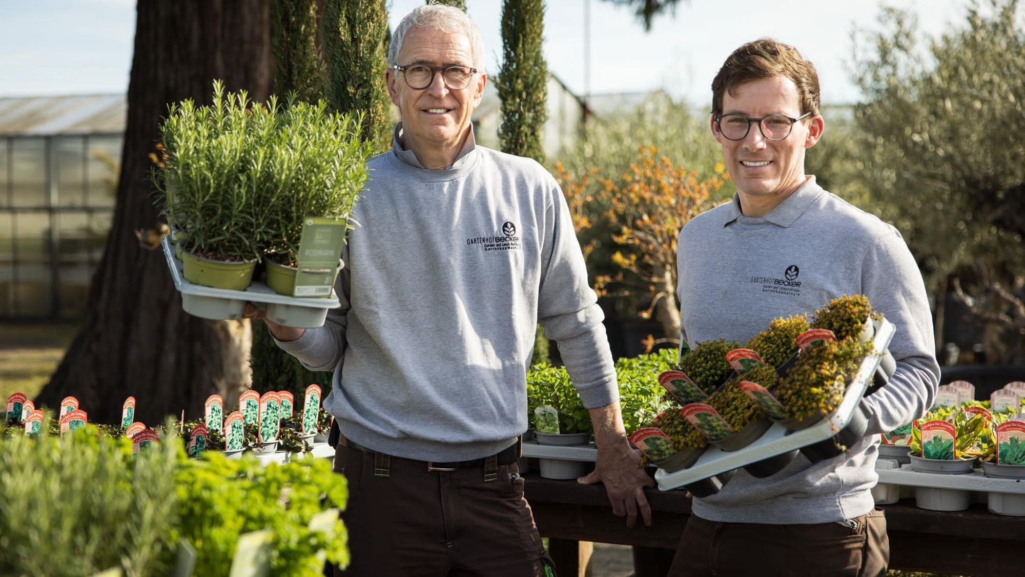 Die Geschäftsführer des Gartenhof Becker: Michael Becker (l.) und Daniel Schiffers.