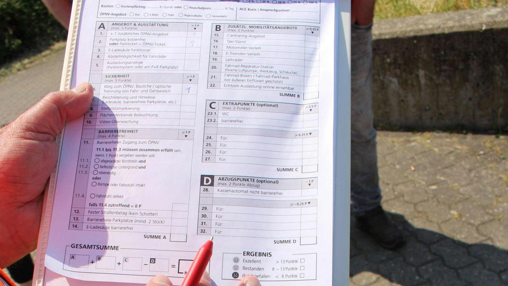 Ein Bewertungsbogen des Auto Clubs Europa.
