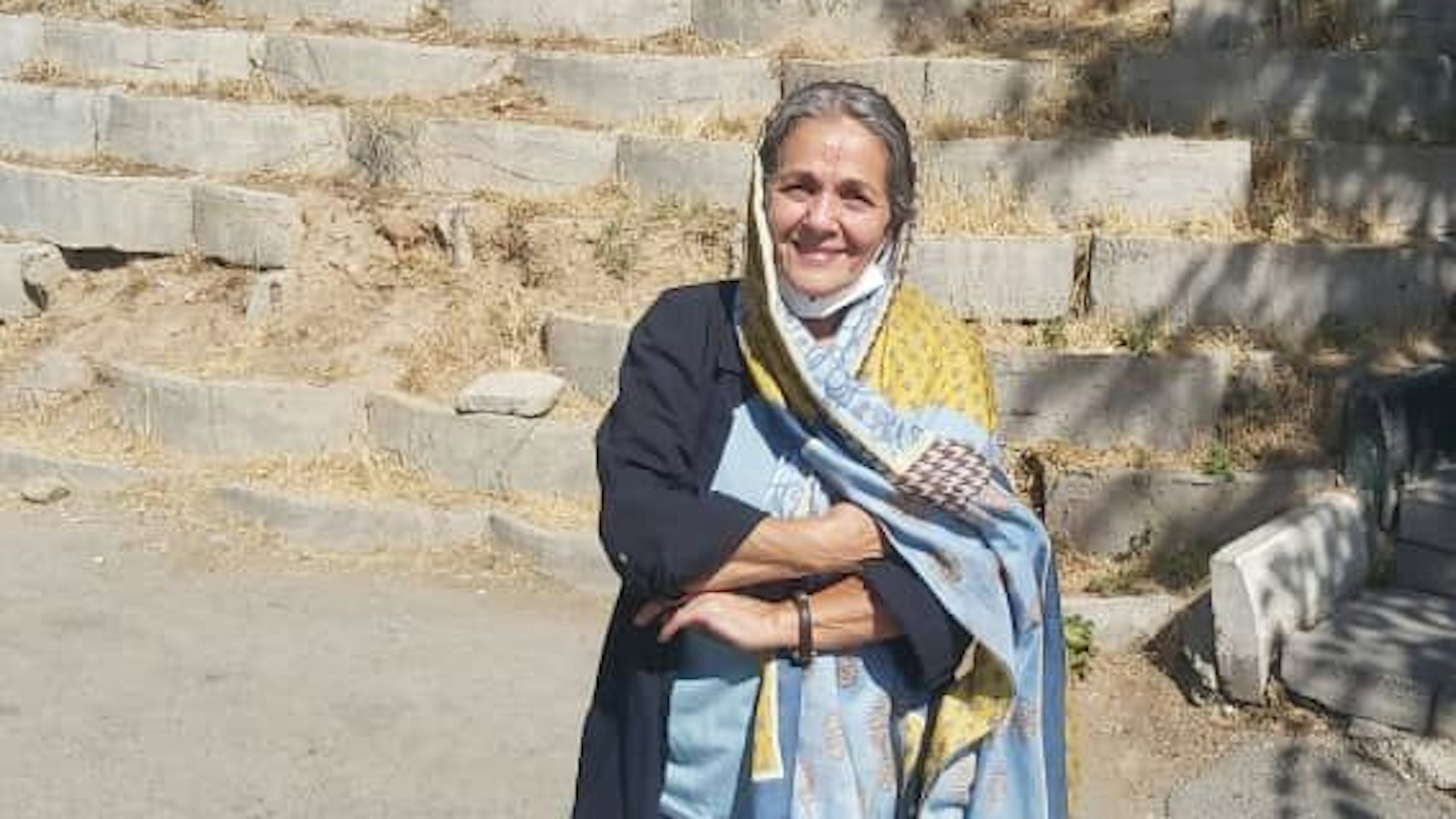 Nahid Taghavi vor dem Evin-Gefängnis (Archivbild)