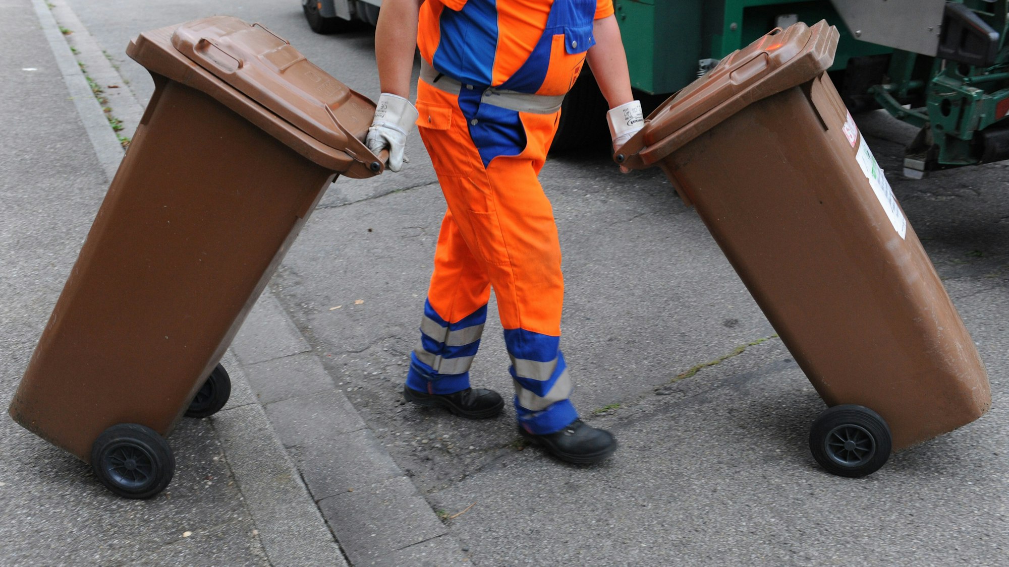 Das Management für die Abfallentsorgung kommt in Overath in neue Hände: Mehrheitlich entschied sich der Stadtrat für den Bergischen Abfallverband als neuen Partner.