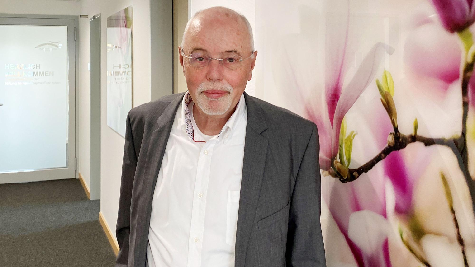 Das Bild zeigt den neuen Leiter der Stiftung Marien-Hospital Euskirchen, Johannes Hartmann.