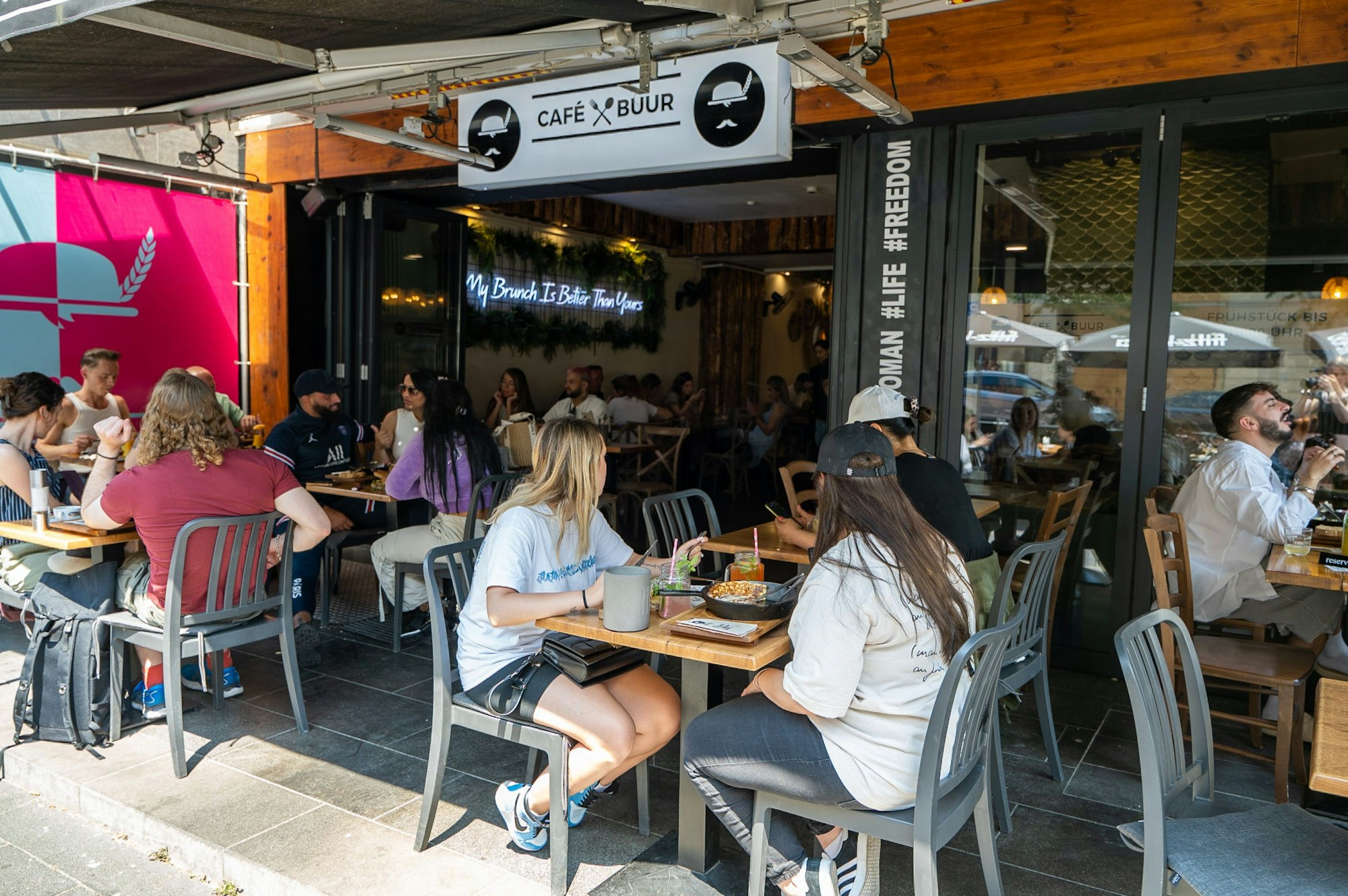 Das Café Buur im Belgischen Viertel ist immer gut gefüllt.
