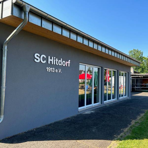 Das neue Klubhaus ist der ganze Stolz des SC Hitdorf.