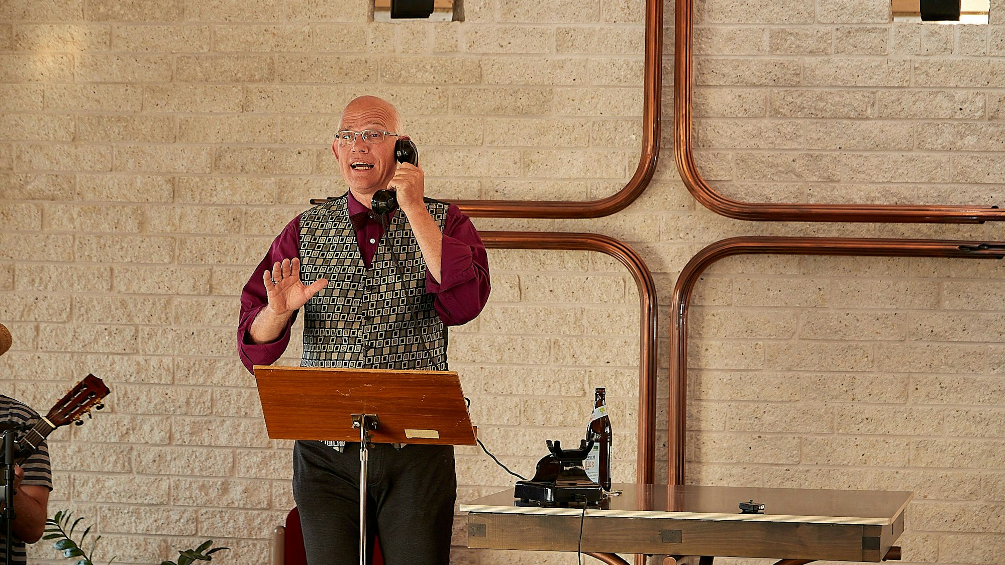 Der evangelische Pfarrer Dr. Dirk Siedler aus Düren bei einem Auftritt in Heimbach.